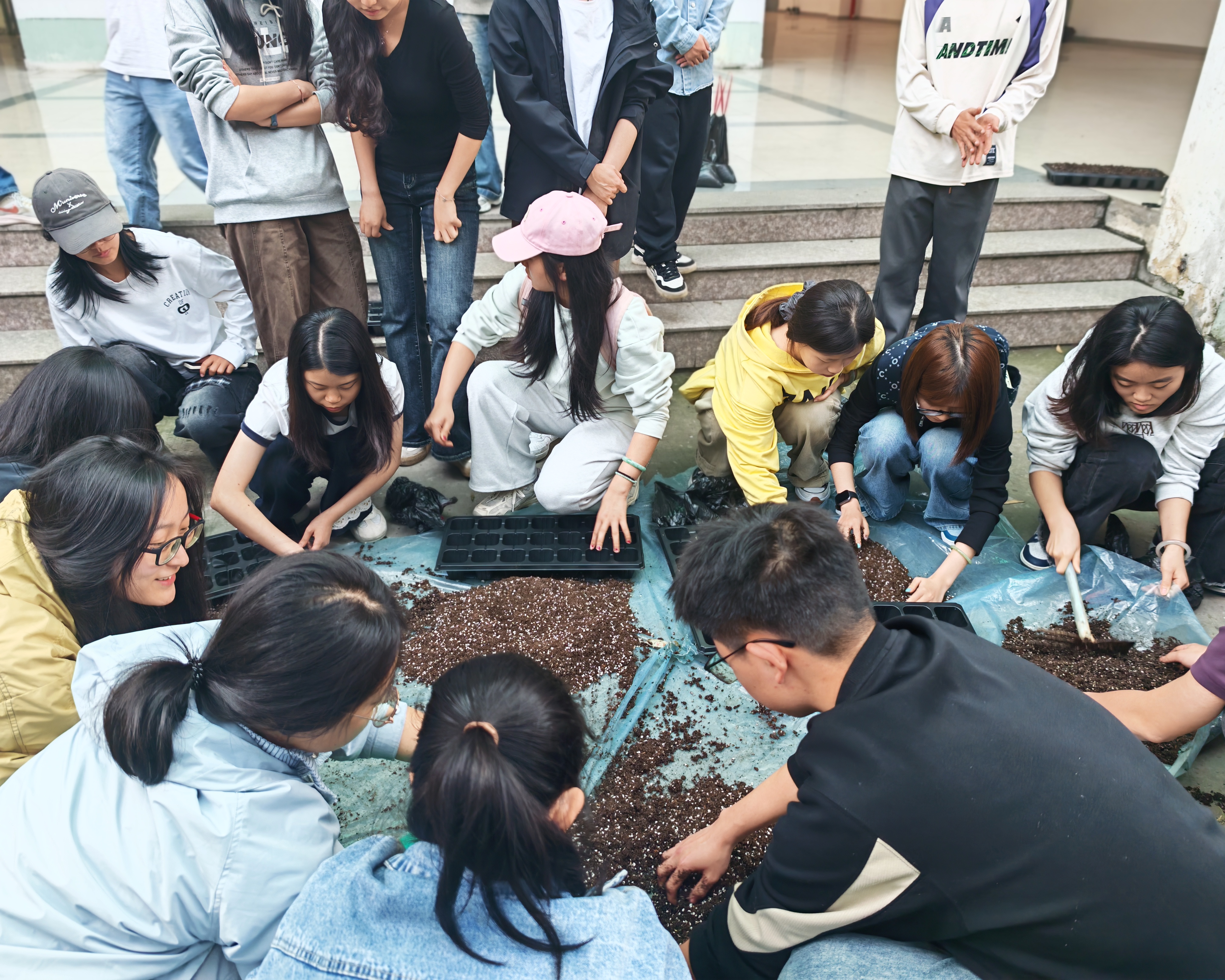 配图2 (2).jpg 配图2 (2).jpg